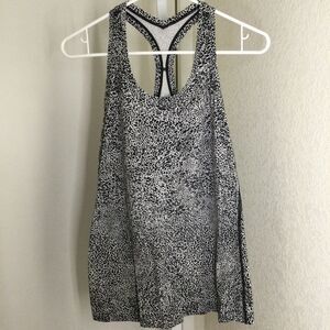Lululemon workout tank